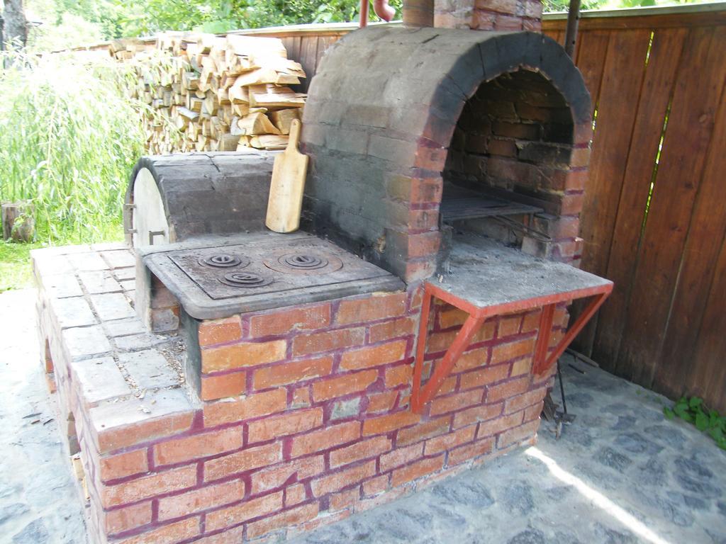 Pensiunea Casa Filoxenia Horezu Buitenkant foto